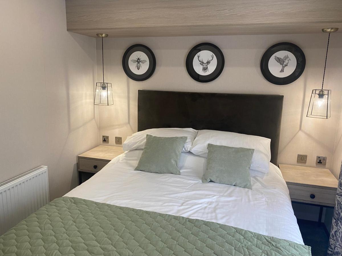 Teviotdale Lodge At Lilliardsedge Holiday Park Jedburgh Eksteriør billede