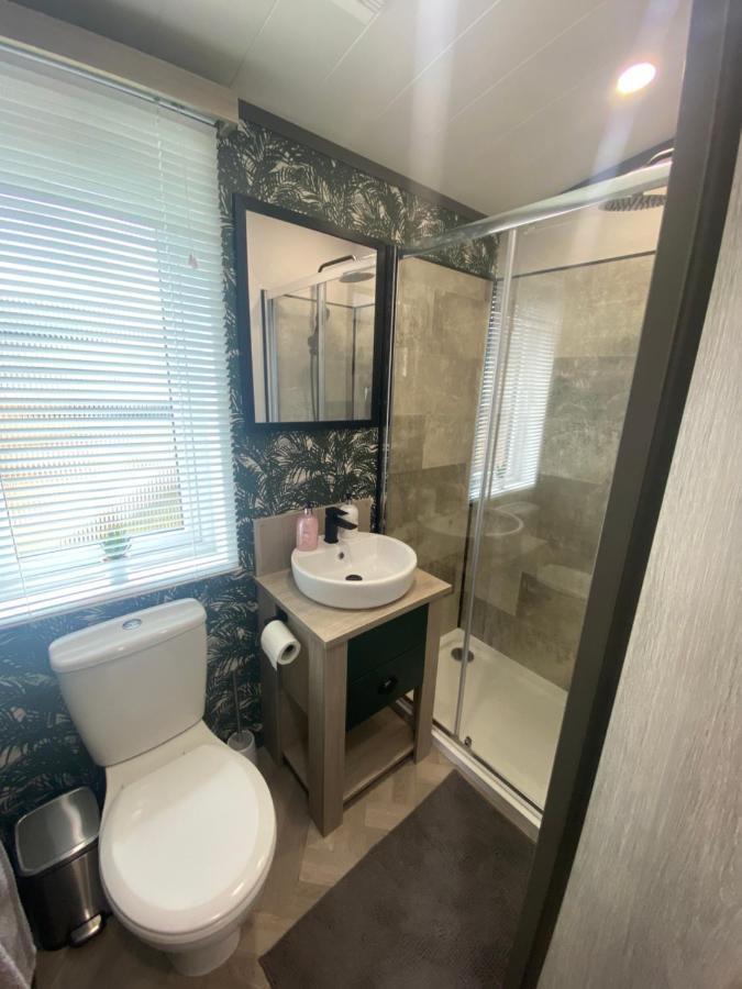 Teviotdale Lodge At Lilliardsedge Holiday Park Jedburgh Eksteriør billede