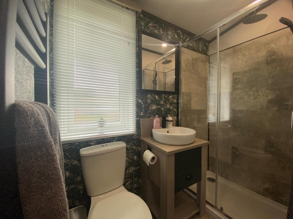 Teviotdale Lodge At Lilliardsedge Holiday Park Jedburgh Eksteriør billede