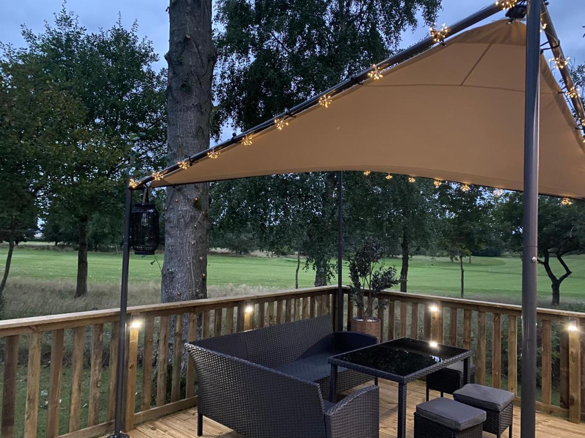 Teviotdale Lodge At Lilliardsedge Holiday Park Jedburgh Eksteriør billede